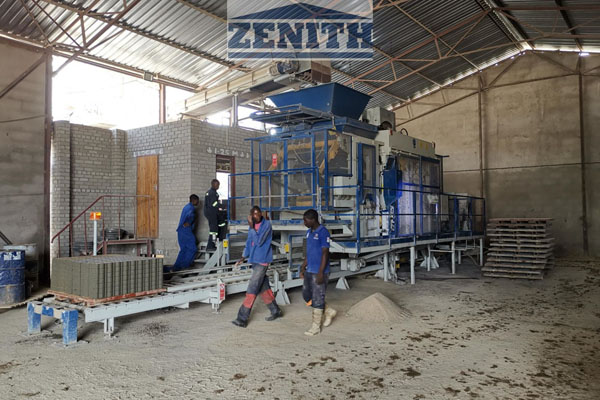 津巴布韋_Zenith 844 攤鋪機